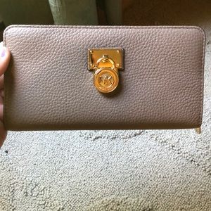 Michael Kors wallet